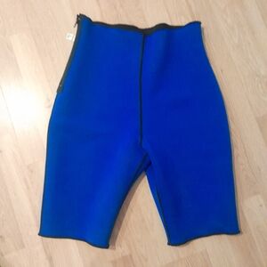 Sauna Sweat Shorts for Women (L)